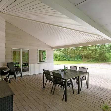 Absalon - 29km From The Sea By Interhome *